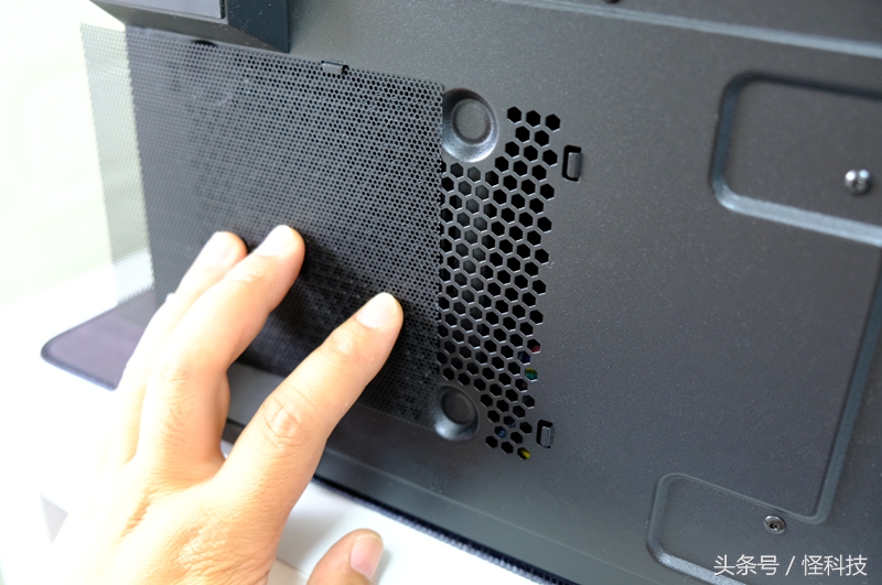 argb机箱风扇炫酷,argb风扇需要多大的机箱