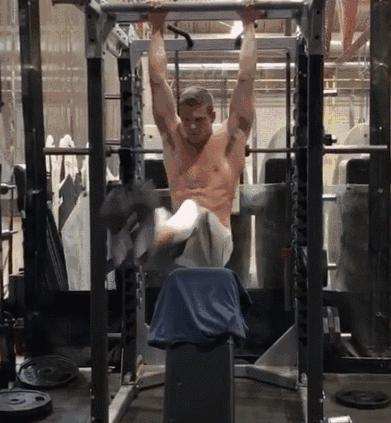 CK*用御**男模MitchellSlaggert为何受到独宠?!