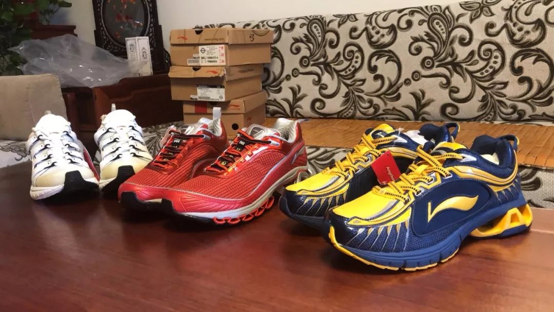 “鞋子不好买了，连FAKE水平也更高了”｜李宁的老鞋迷们