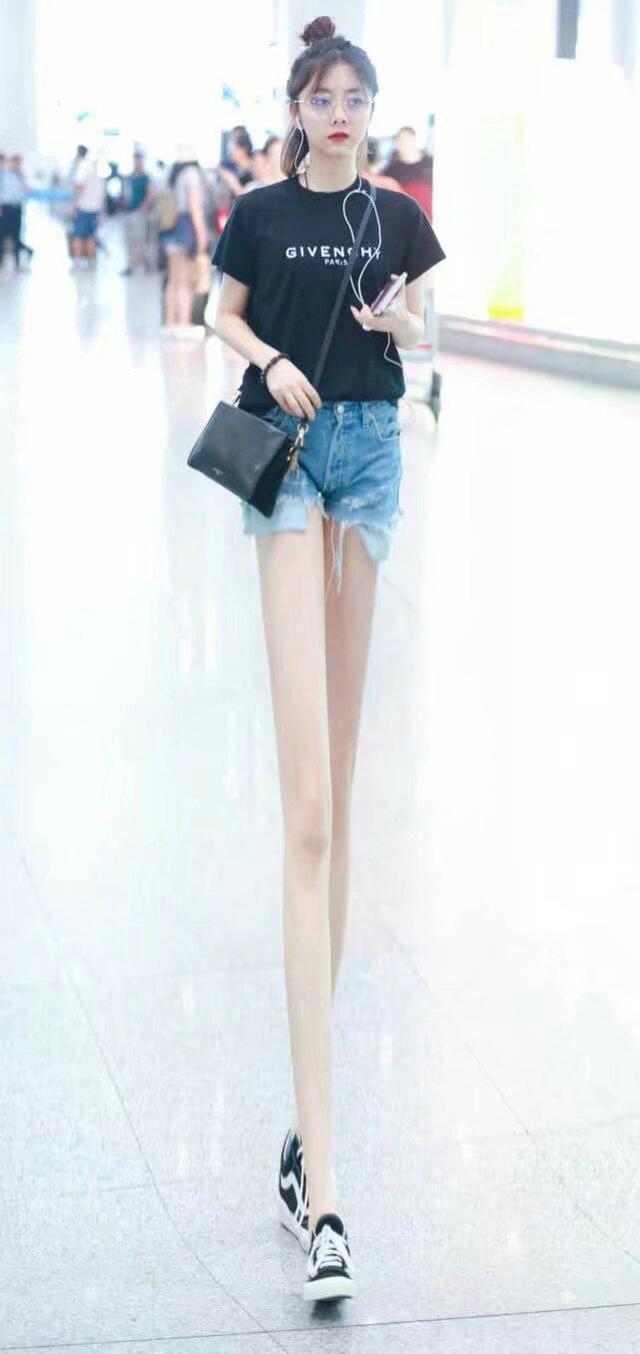 谭松韵的快递名,谭松韵快递拆箱