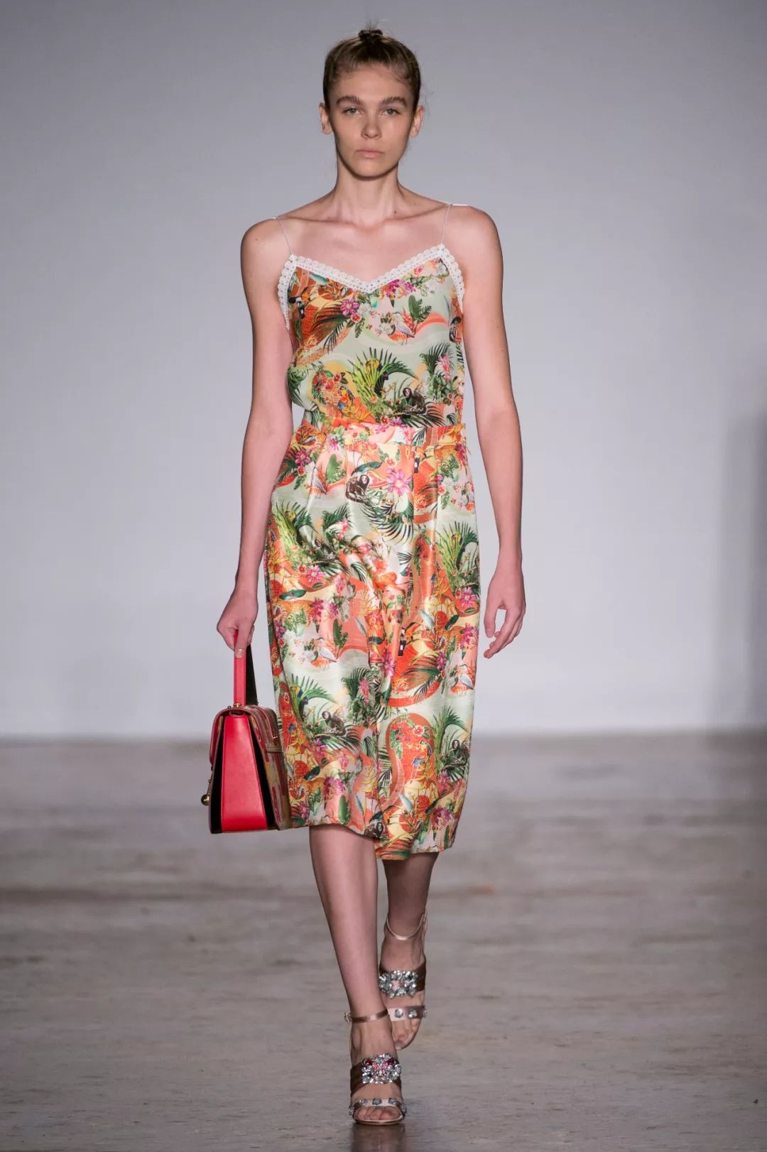 最美丽的花衣服,那些令人惊艳的衣服