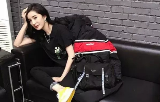 明星集体打call,明星集体打call国潮