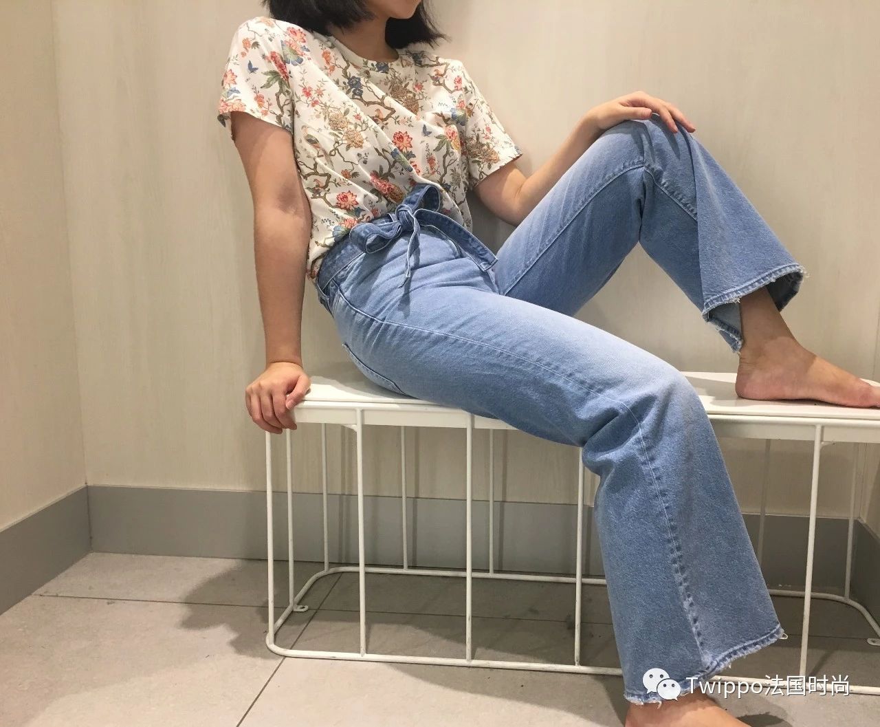 编辑试穿|HM想让你把壁纸穿到身上,没想到还卖断货?!