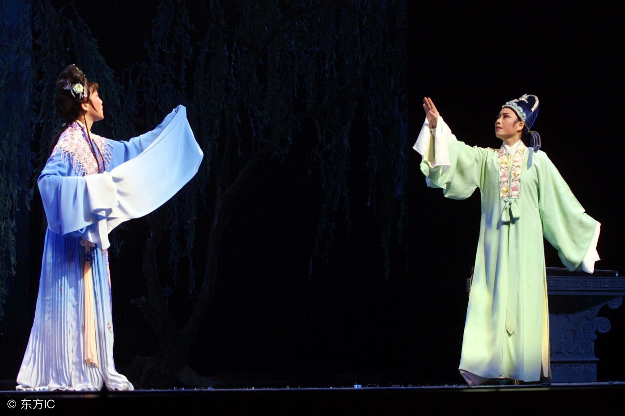 你有听过在地愿为连理枝的故事吗,在地愿作连理枝描述谁的爱情