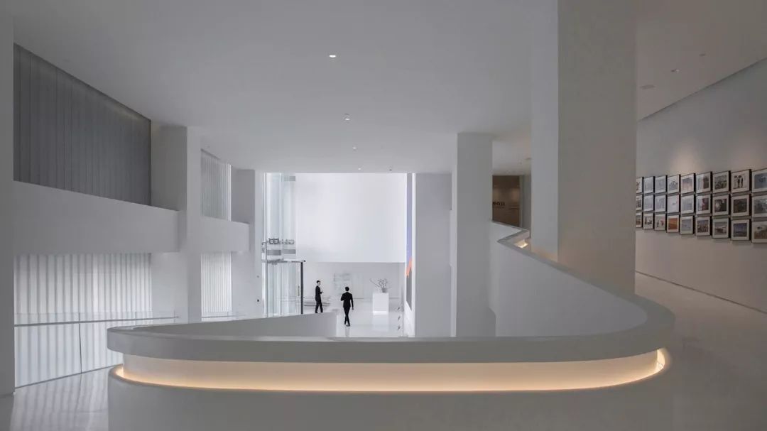 解压！美哭的对称建筑，瞬间治愈强迫症患者