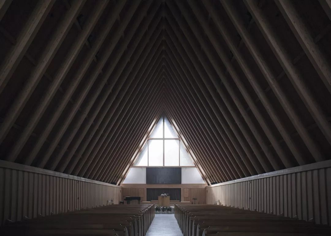 解压！美哭的对称建筑，瞬间治愈强迫症患者