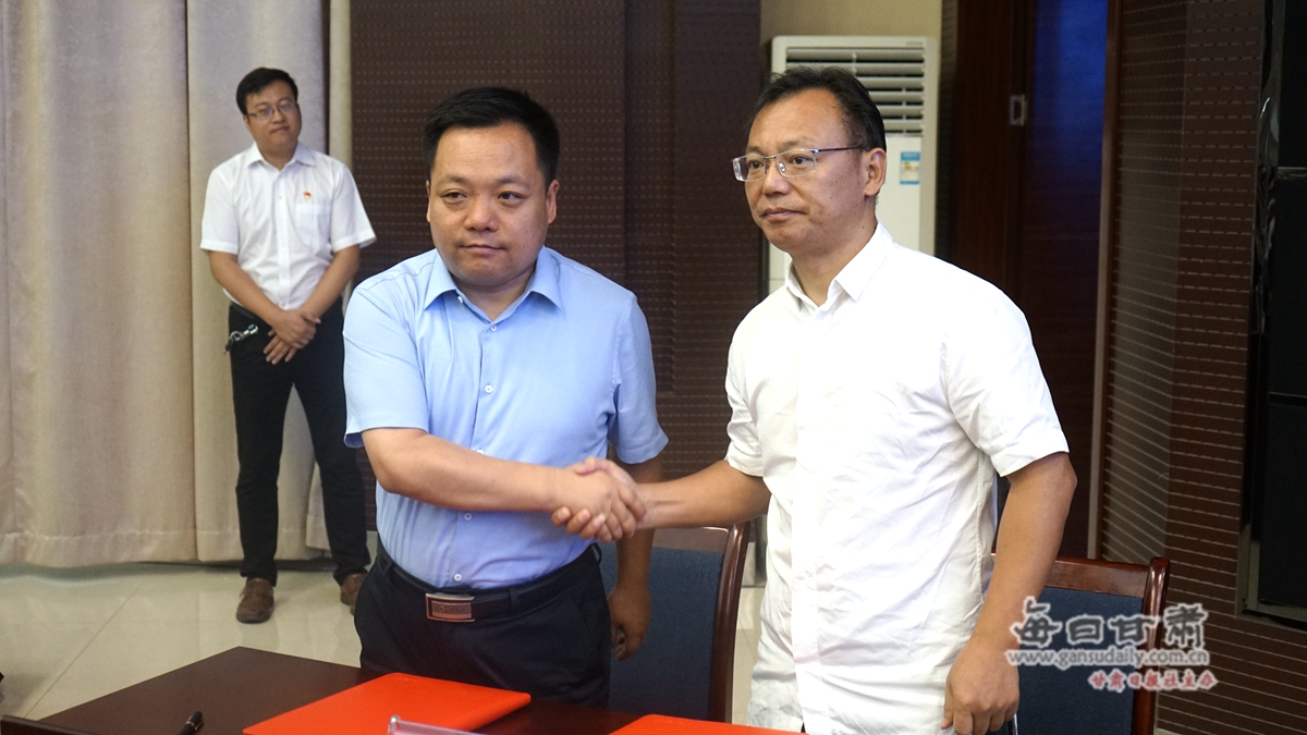 “大数据”产业技术助力“智慧白银”谭建荣院士专家工作站揭牌