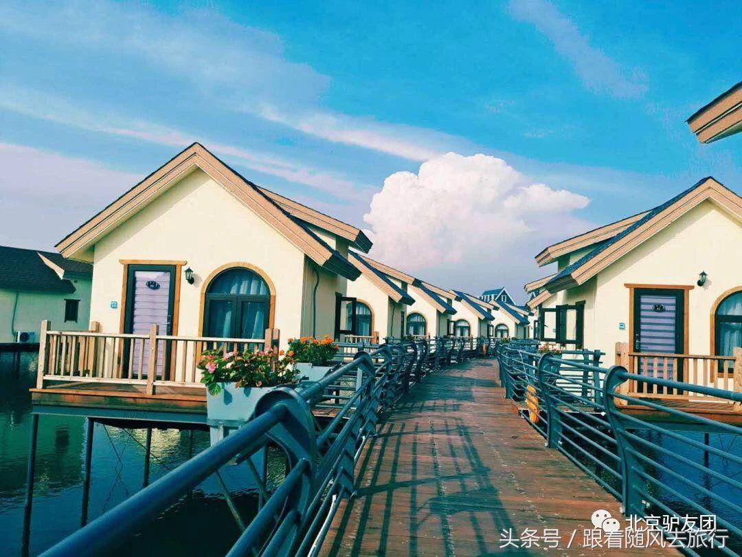 乐亭虹宇国旅月坨岛水上小木屋,月坨岛小木屋景色
