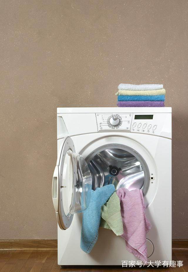 大学里千万不要用公共洗衣机，你永远不知道，到底有多脏