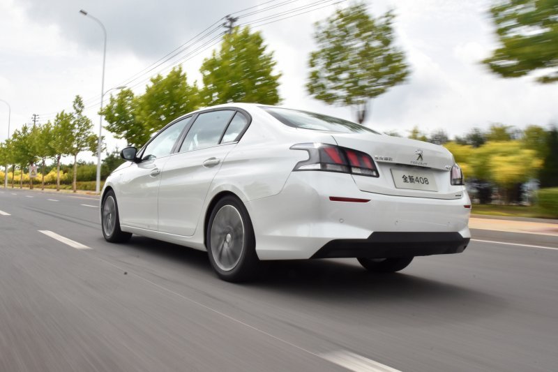 的士速递4开场,的士速递标致308