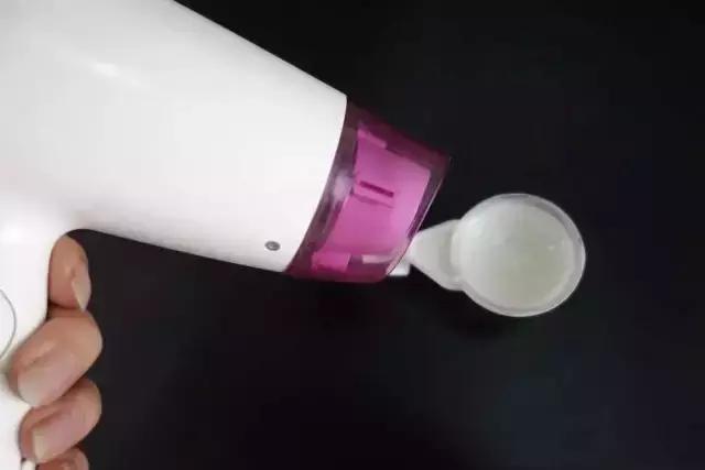 家里吸盘挂钩老是掉怎么办,家里挂钩吸盘吸不住咋办