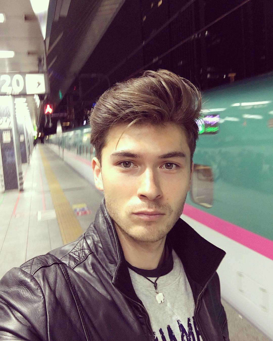 日本混血男模比利时,日本男模混血