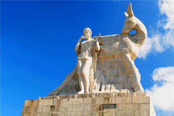 三亚自助游攻略,三亚自助游攻略及费用