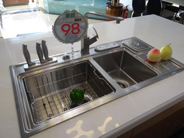 水槽到底该怎么选,水槽怎么选材料