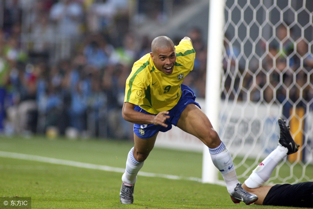 罗纳尔多和小罗谁更强,罗纳尔多和小罗哪个厉害