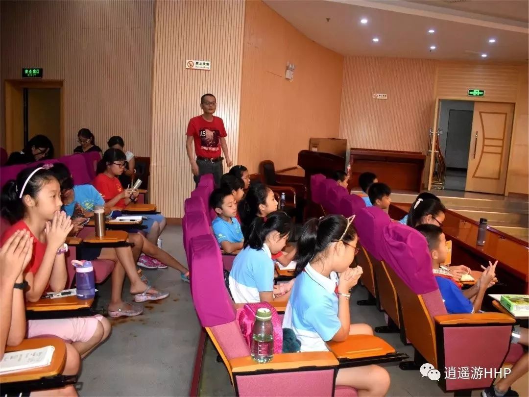 小记者播报垃圾分类,小记者独特的视角