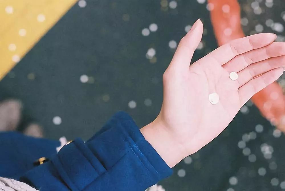 为何男生喜欢绿茶婊,为什么男生喜欢风尘气的女生