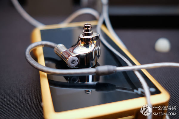 索尼sony初音限定版,索尼召开醇音系列音频产品发布会