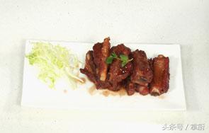 无锡美食三凤桥酱排骨,无锡三凤桥酱排骨总店