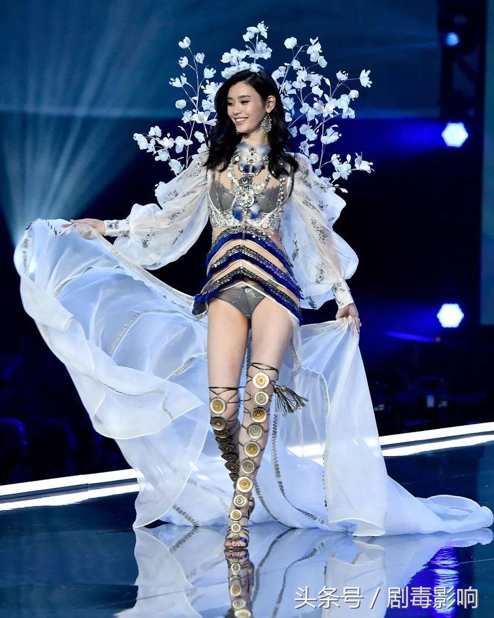 宸磋タ瓒呮āfernandatavares,宸磋タ瓒呮ālarissamarchiori韬珮