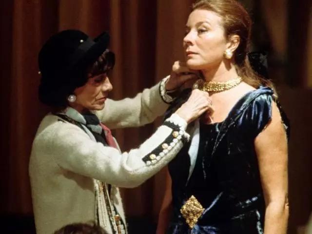 梦露代言香奈儿5号香水,香水的秘密全集