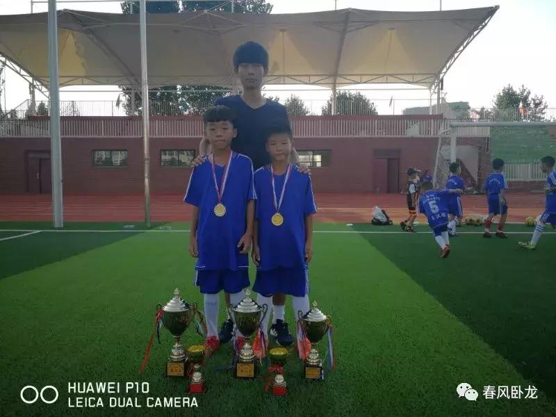 厉害啦!南阳市二十一学校俩“足球小子”入选恒大精英队