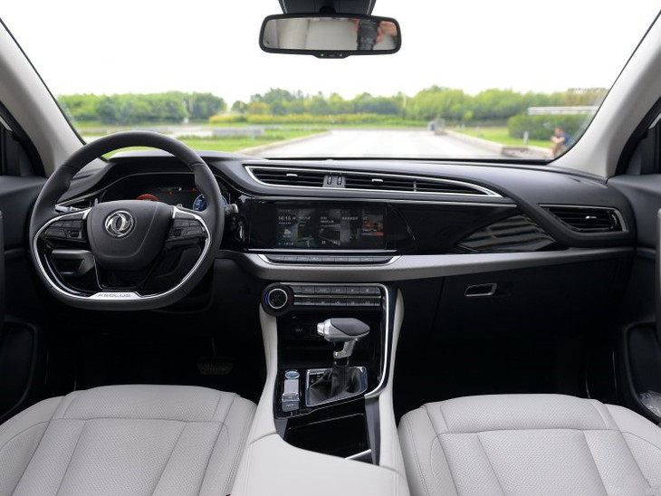 2019款风神ax7外观有几种颜色,2018新款东风风神ax7外观展示