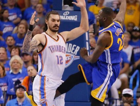 nba球员背打詹姆斯集锦,盘点nba球员的奇葩防守瞬间