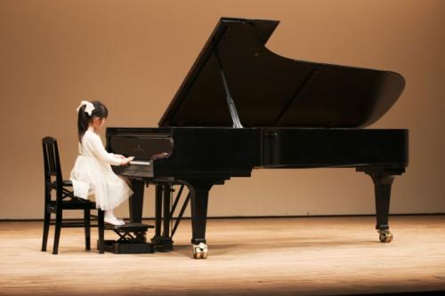 孩子练琴练到一半不想练了怎么办,孩子不愿学习还发脾气怎么办