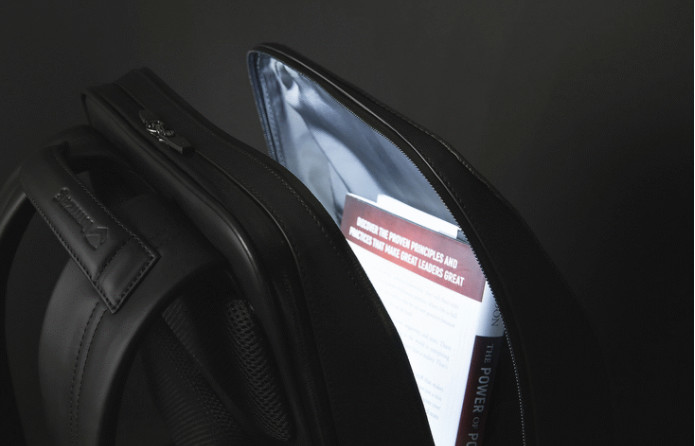 众筹排行榜:内置摄像头的双肩包,功能还贼多!