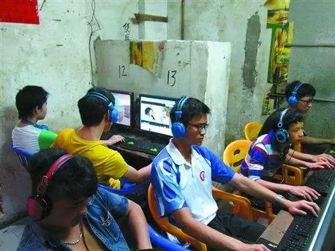 电竞赛事怎么挣钱,十年电竞怎么挣钱