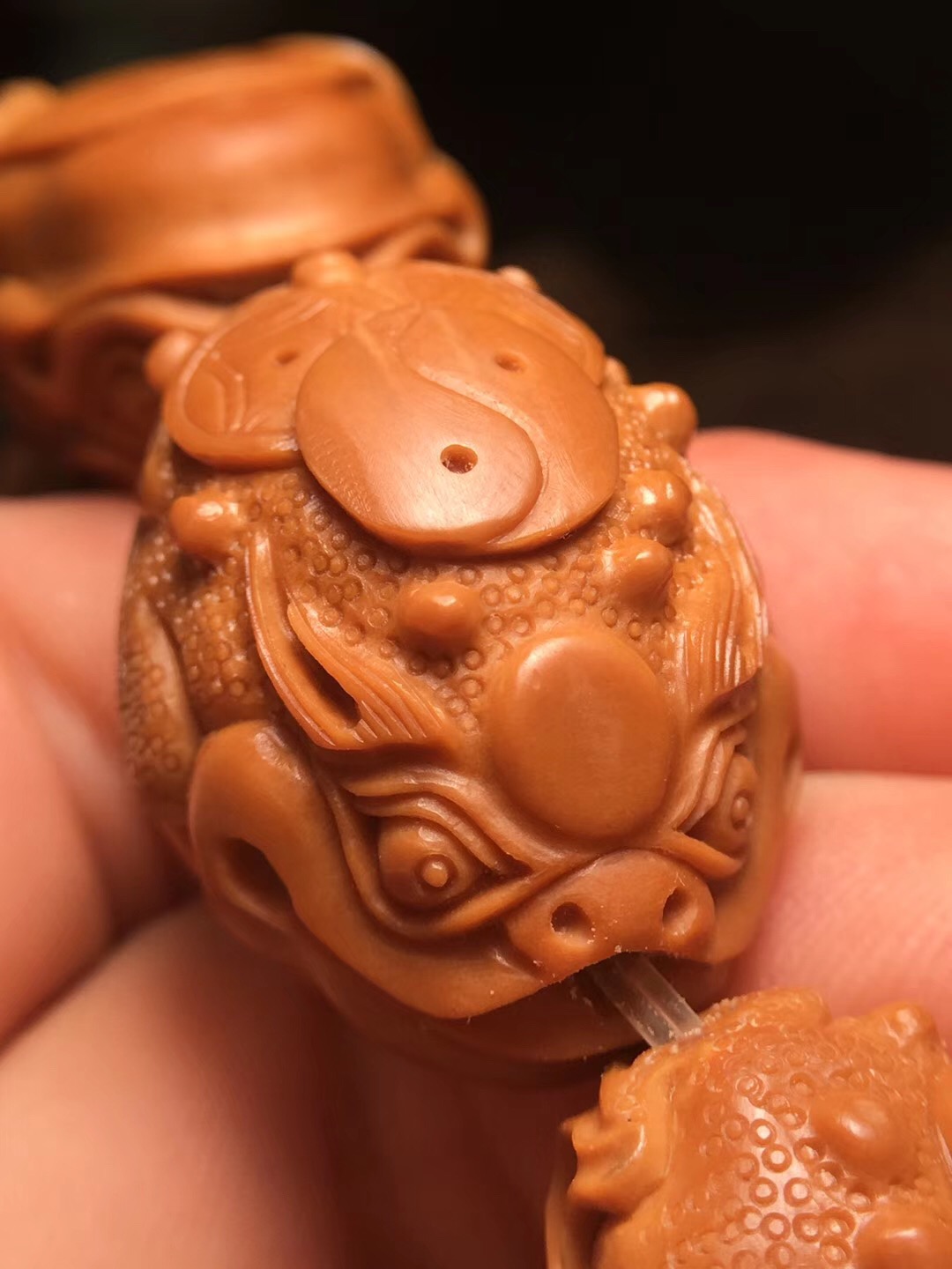 橄榄核雕为什么裂,橄榄核雕稍微有一点裂