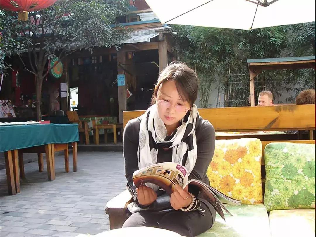 心中有路，脚下即是远方！——读三月三诗集《不见不散》有感