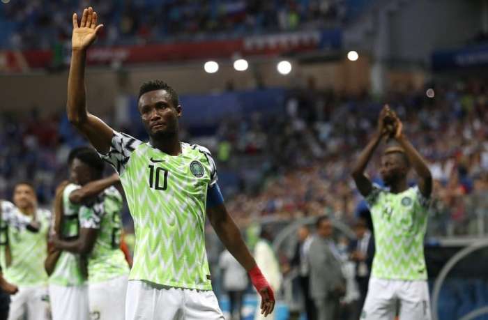 粉嫩球衣女生,粉嫩球衣系列