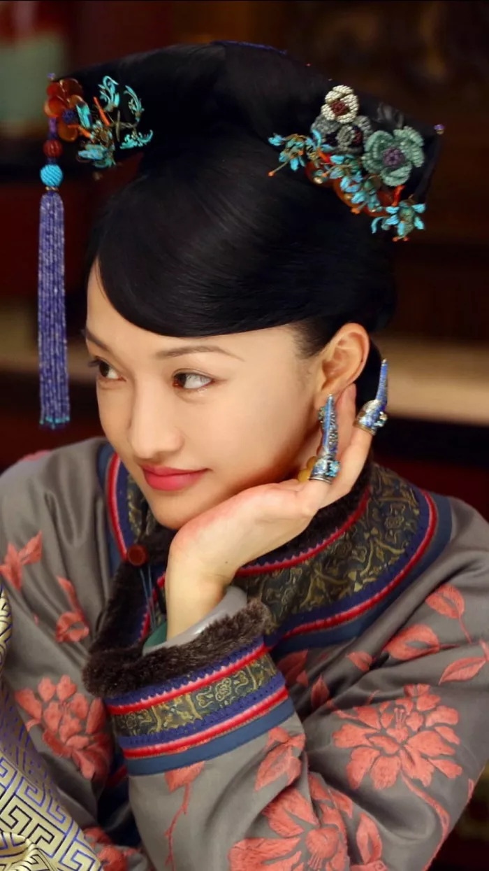 周迅最近老了多少,周迅也老了