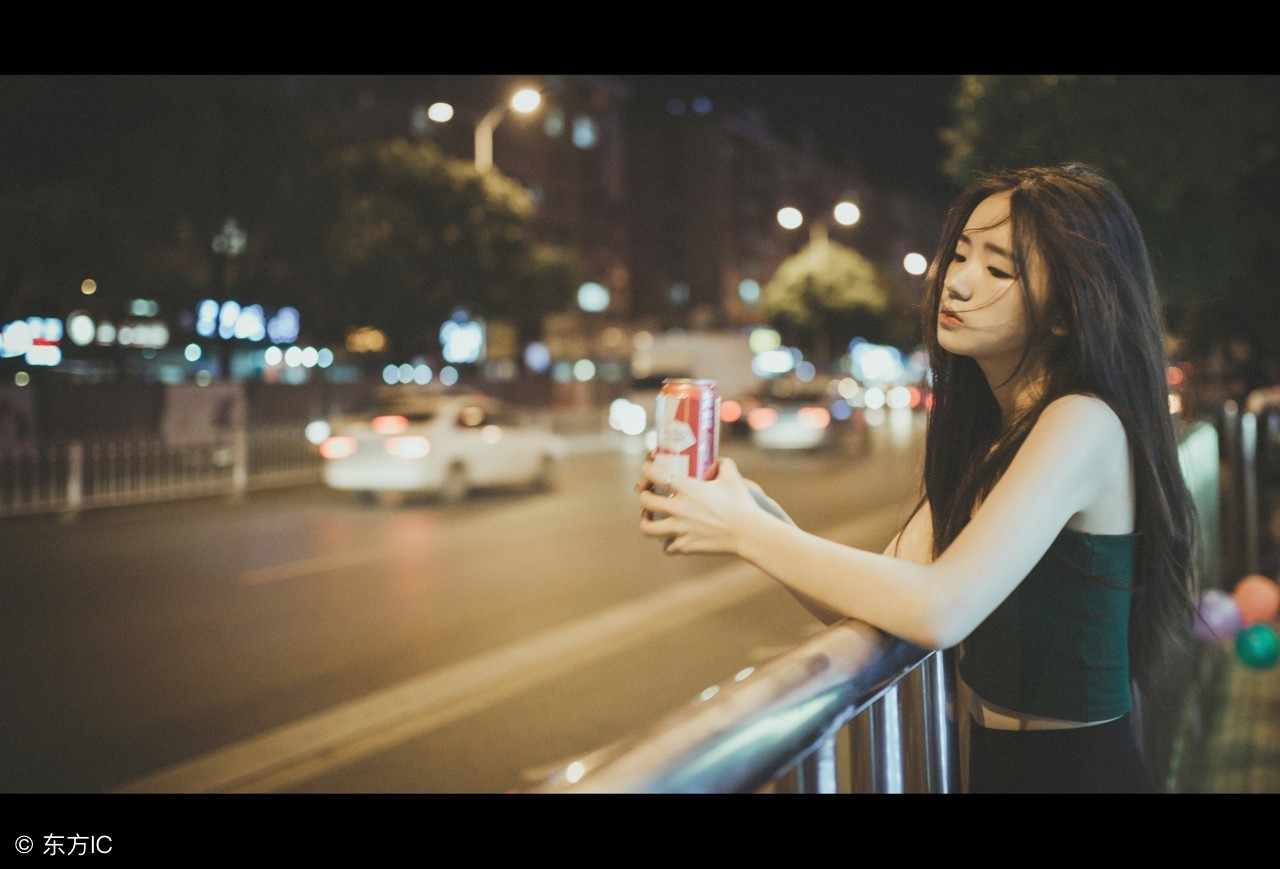 喜欢一个人心酸的视频,暗恋一个人最心酸的瞬间