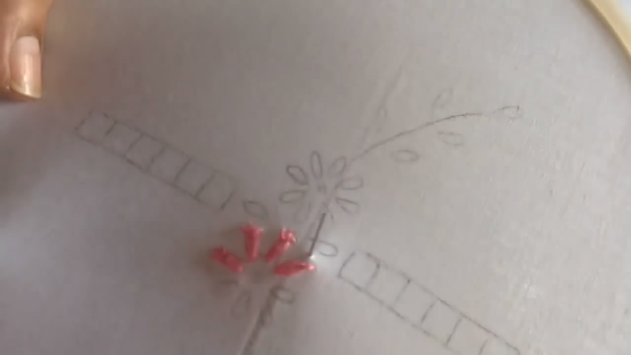 diy刺绣教程字母,diy刺绣怎么绣花和叶子