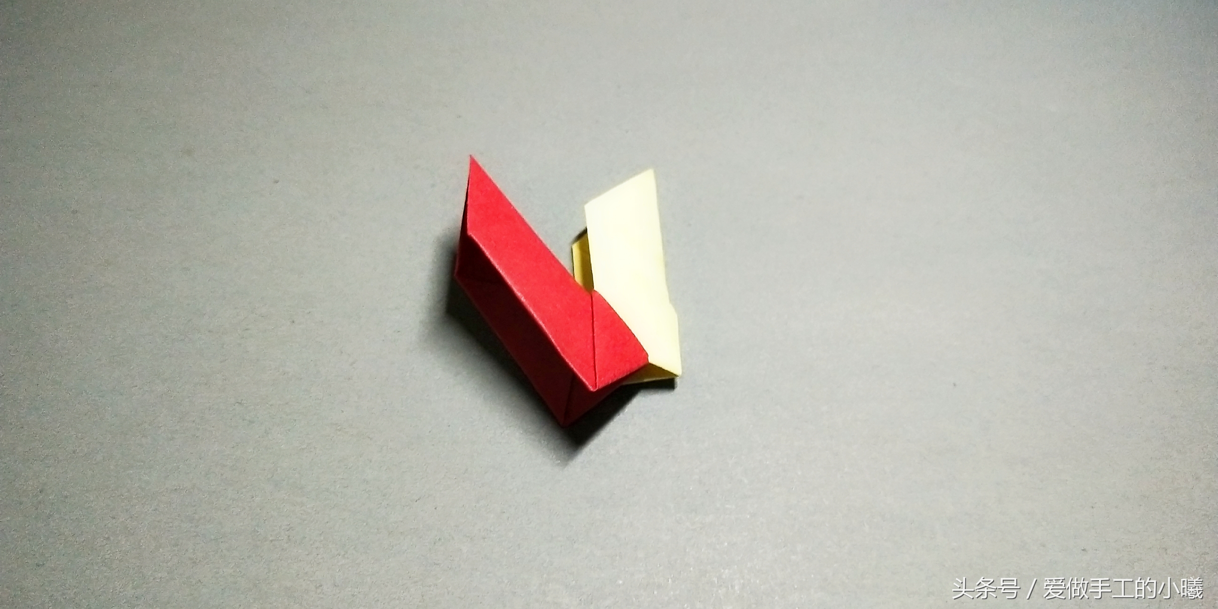 回旋飞镖折纸简单版,折纸风火轮飞镖方法