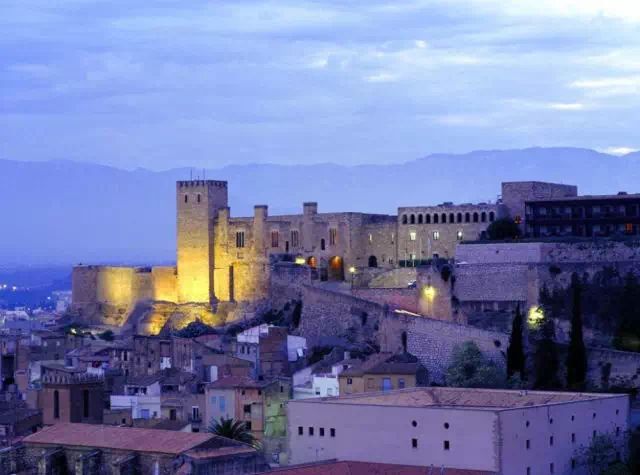 西班牙宫殿风景酒店,亚洲唯一的城堡酒店