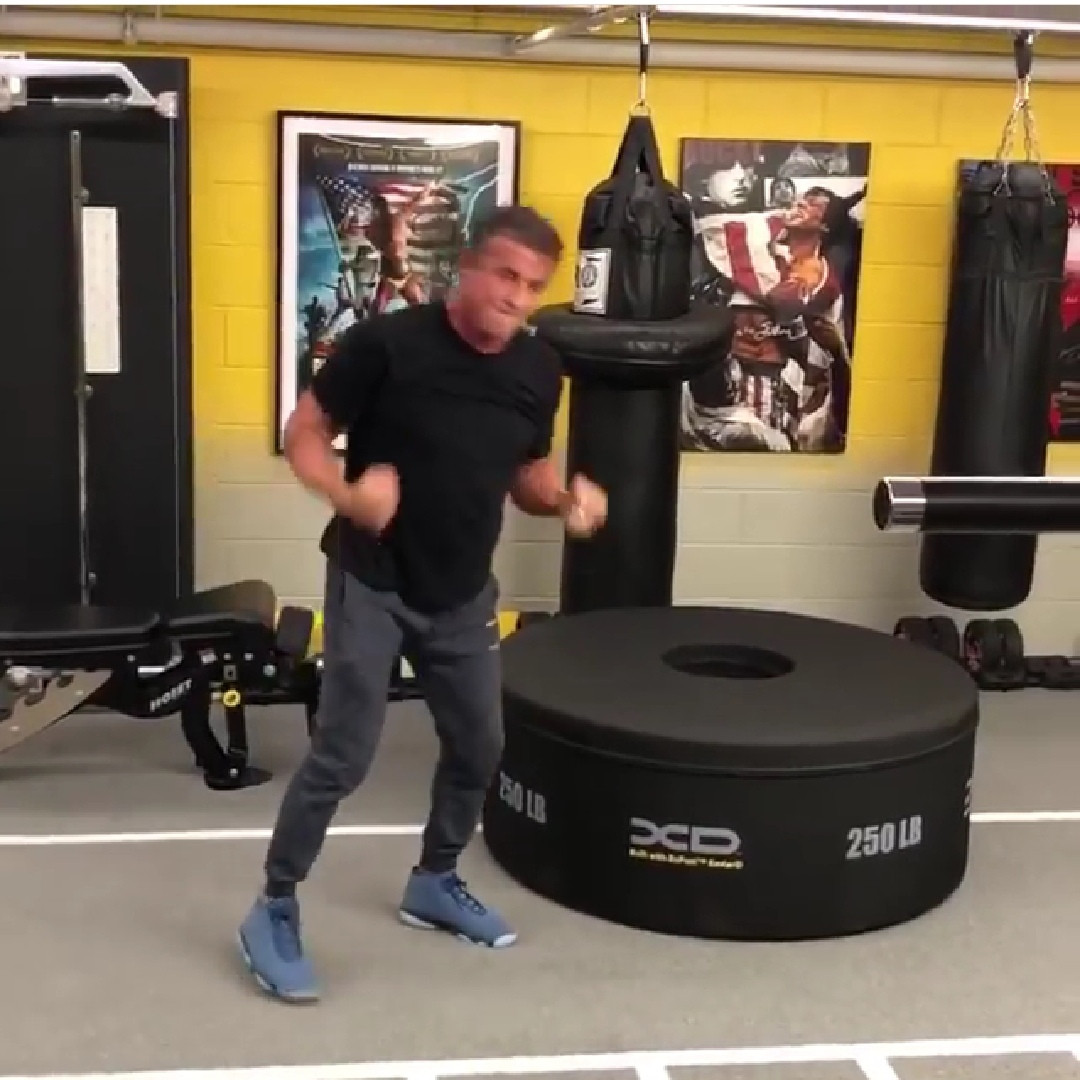 史泰龙肌肉爆棚,72岁的史泰龙肌肉状态