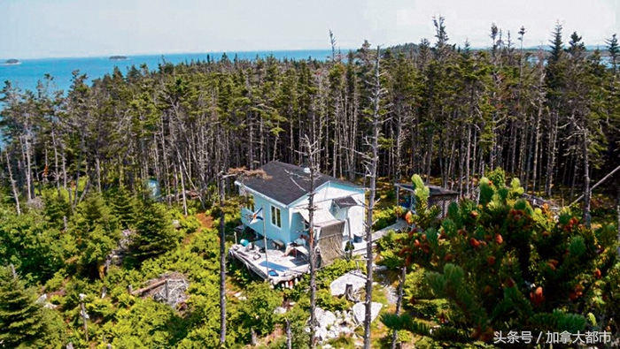 中国网友15万买下加拿大海岛，附送移民身份吗？能做些什么？