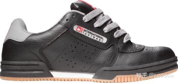 滑板鞋有什么特性,滑板鞋最火的是哪一款