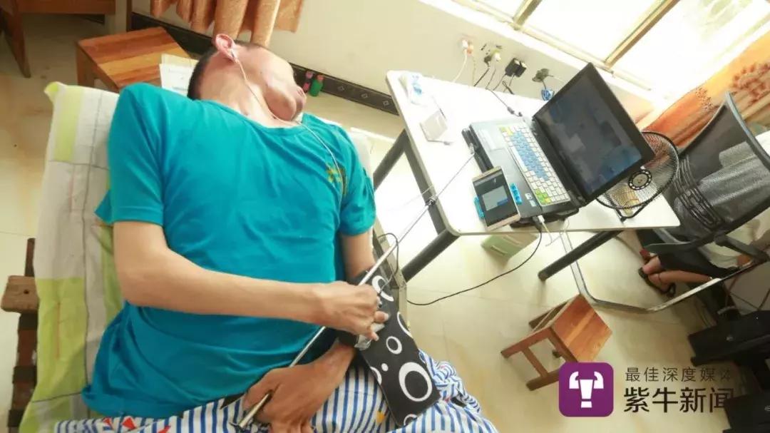 躺了二十多年终于满血复活了,躺了20年的人突然能下地走路