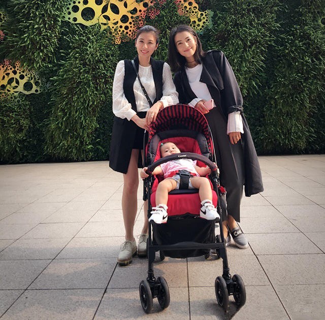 咘咘和波妞送妈妈礼物,波妞和咘咘同款乳名