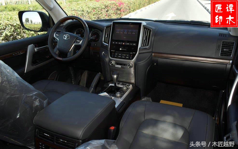 亚瑟王神剑版柴油D4DV8陆巡——欧版最顶配