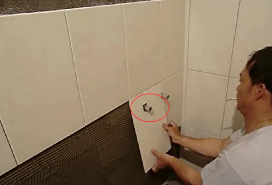 贴瓷砖水管接头没露出来怎么弄,贴完瓷砖水管接头太深怎么办