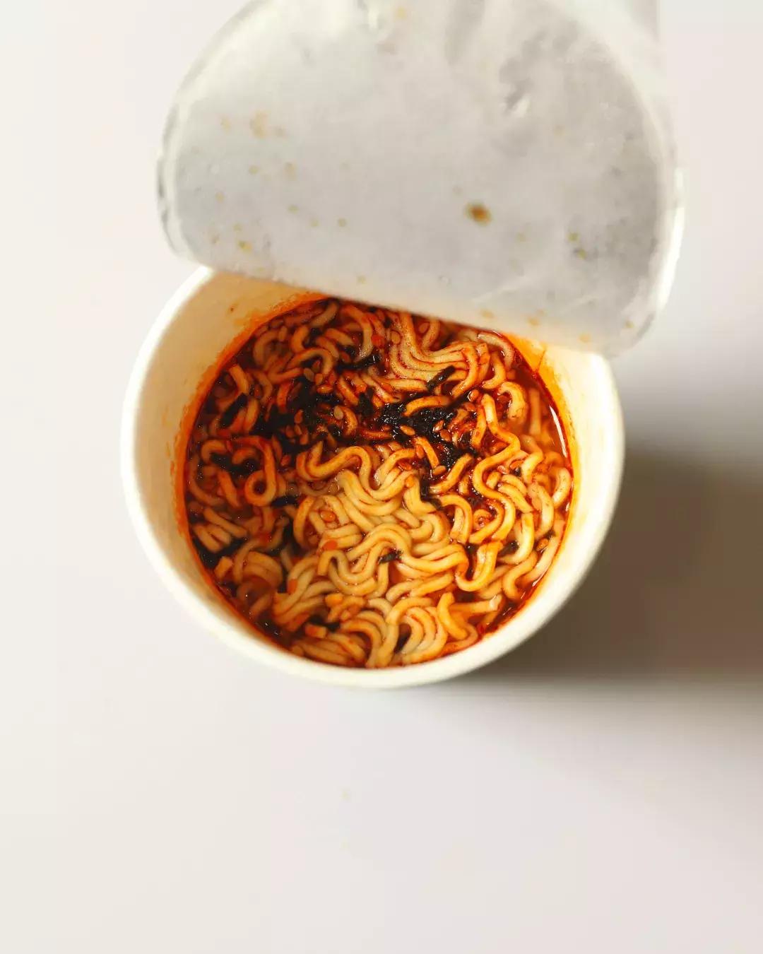 白象蟹黄拌面杯面方便面,十种方便面测评