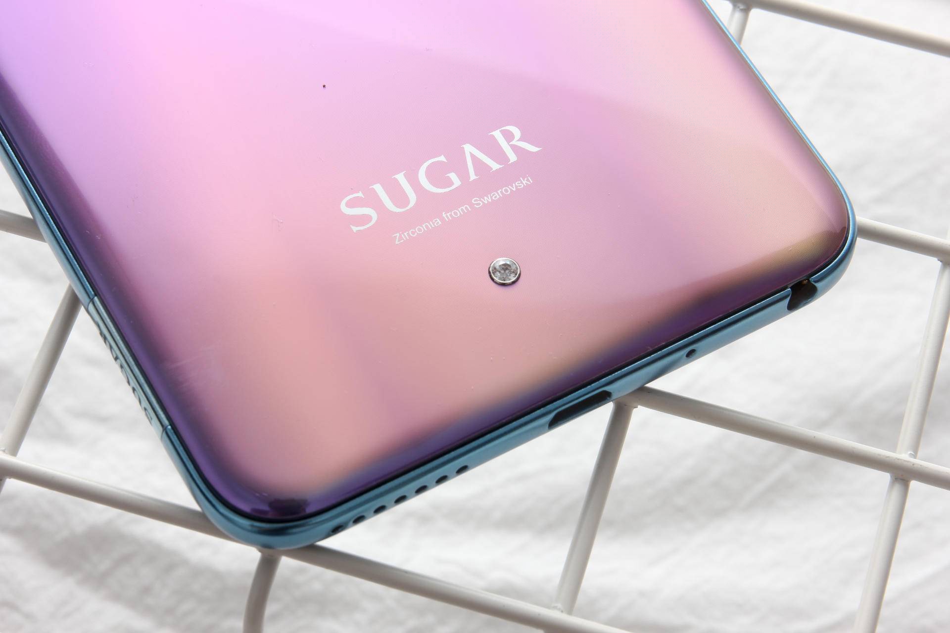 值得年轻人上手的最新手机,年轻人用过的第一代智能手机