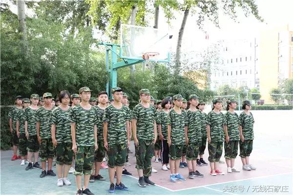 石家庄学校军训视频,27中学校石家庄军训