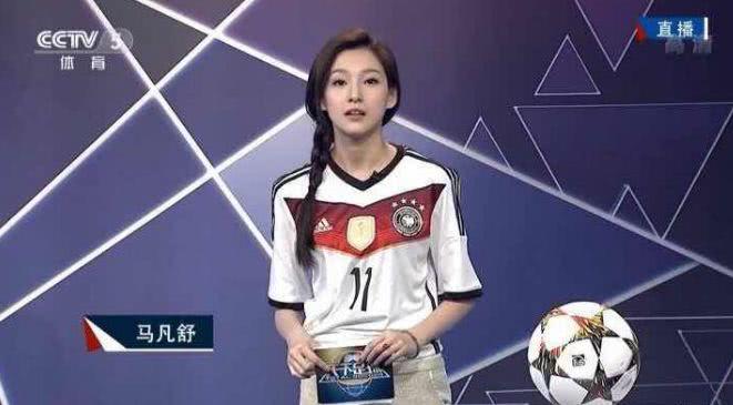 她因走秀时*裤内**滑落而红，后面自己可以想了